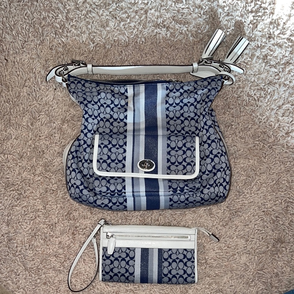 Coach purse and wallet set